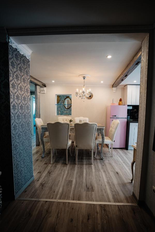 Timeout Royal Apartment Ellar Exterior foto